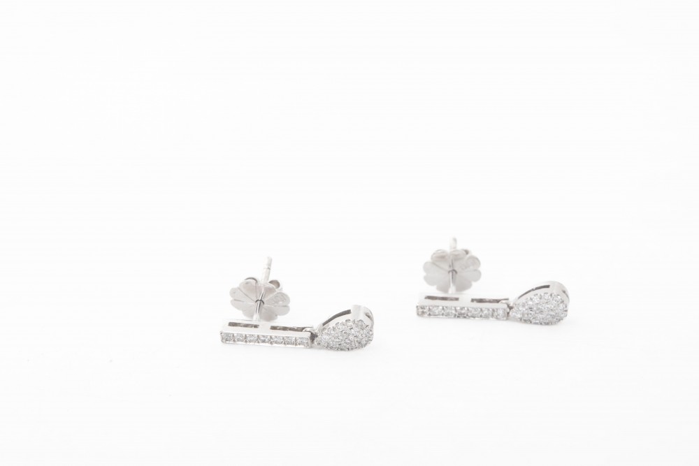 Aretes con diamantes