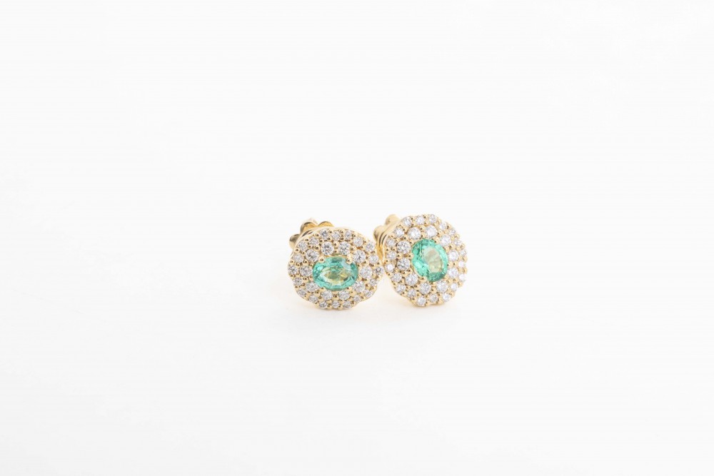 Aretes Moraglione con esmeraldas y diamantes