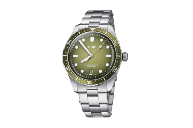 Divers Sixty-Five Date