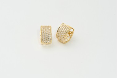 Argollas gruesas con diamantes