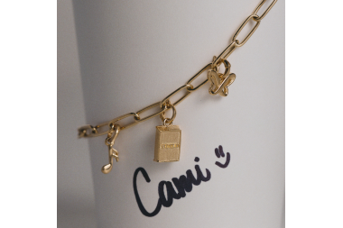 Cami’s book - I'm charmed by Gestapromo