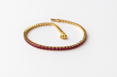 Pulsera con rubies