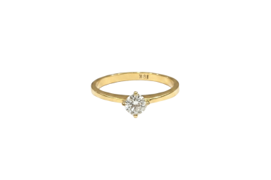 Anillo de compromiso con brillante de 0.27ct