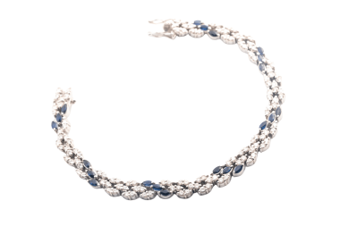 Pulsera con brillantes y zafiros en oro blanco