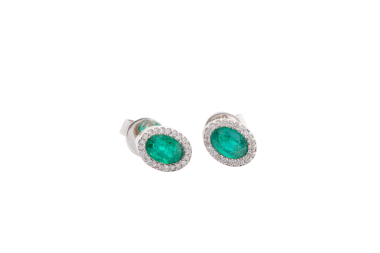 Aretes esmeraldas y brillantes