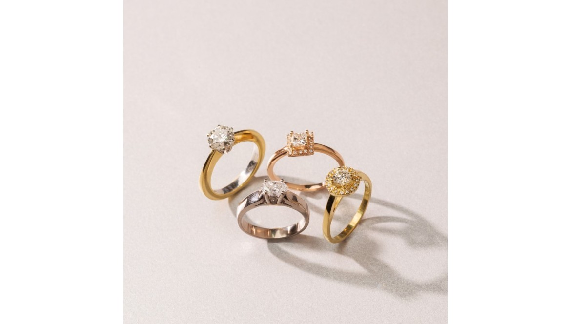 Explorando la versatilidad de las sortijas de oro para mujer: el regalo perfecto Explorando la versatilidad de las sortijas de oro para mujer: el regalo perfecto