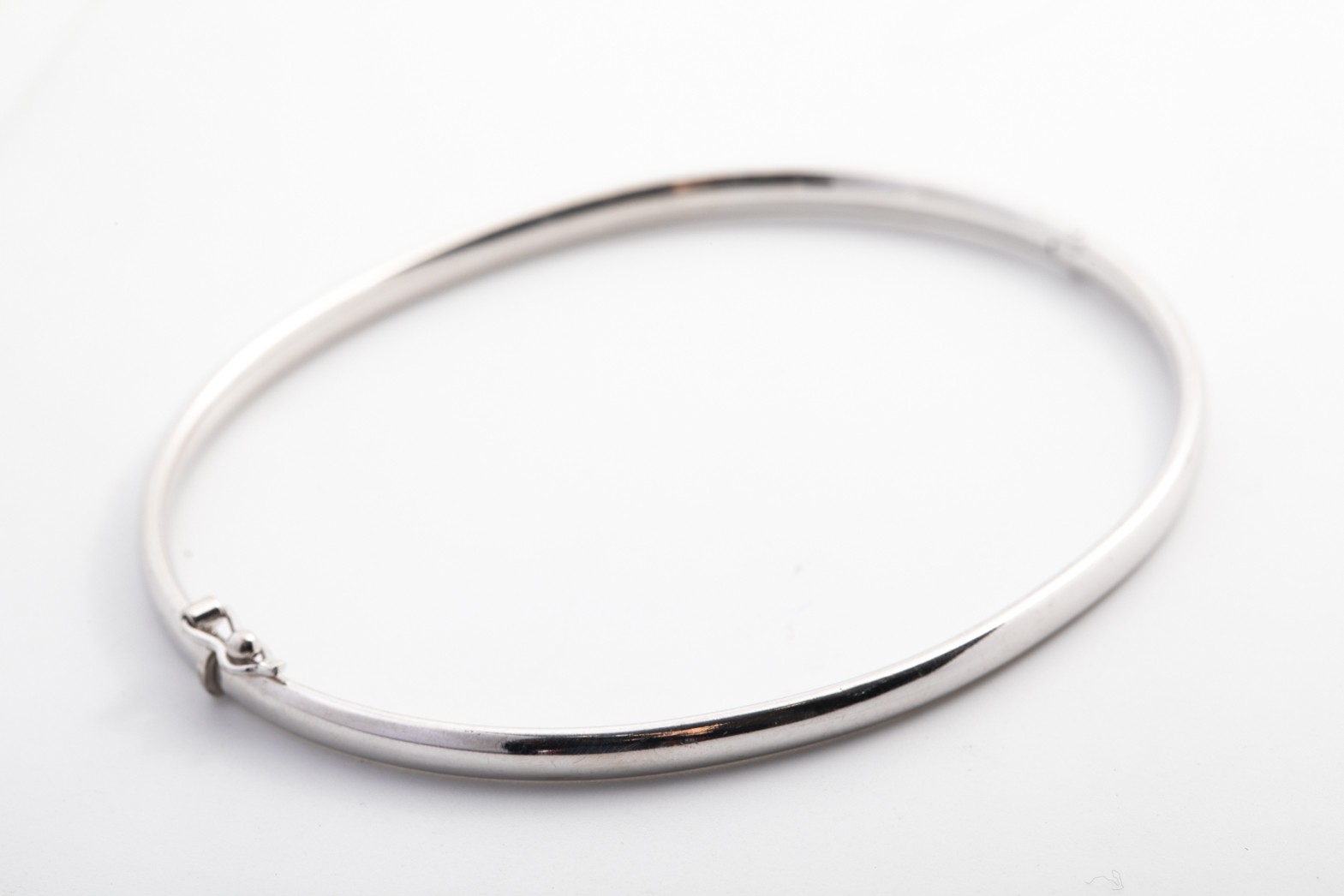 Pulsera en oro blanco