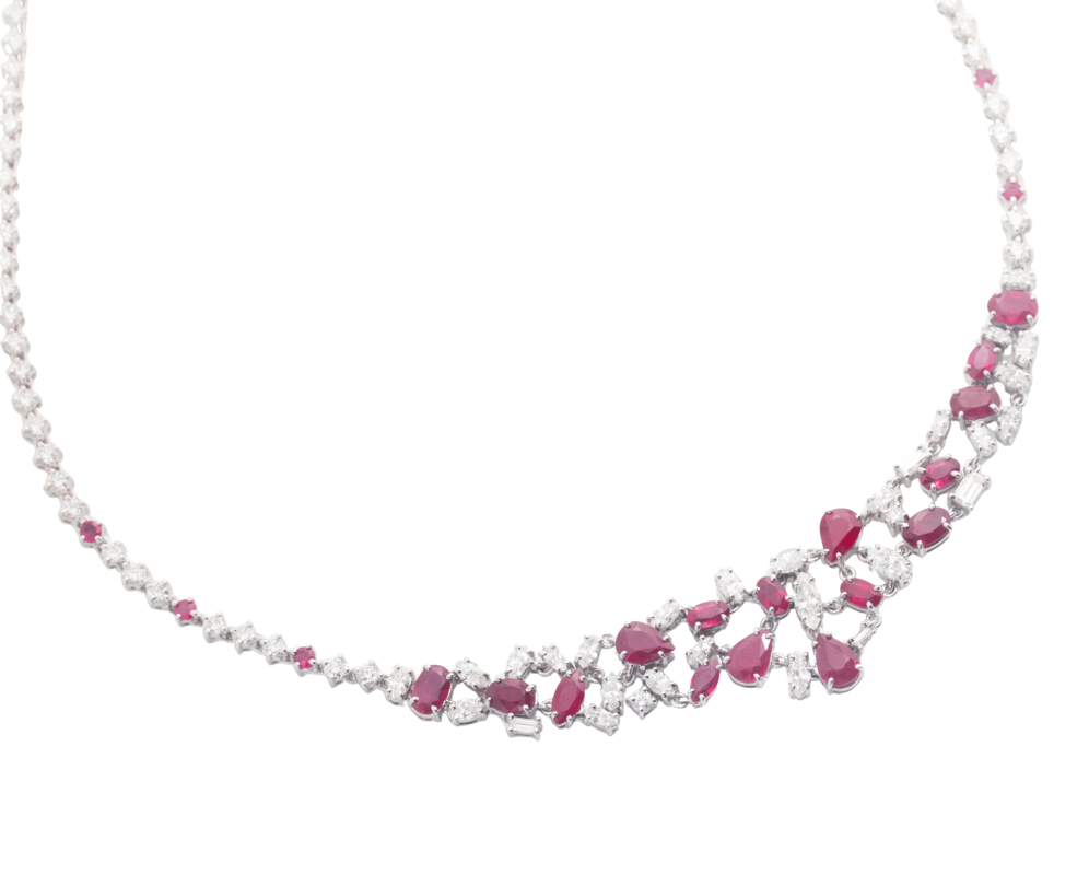 Collar rubís y diamantes