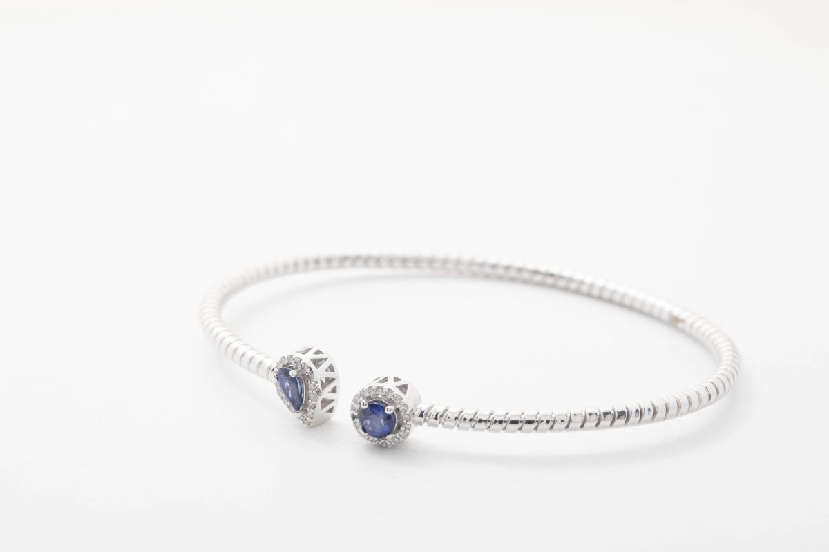 PULSERA CON BRILLANTES Y ZAFIROS