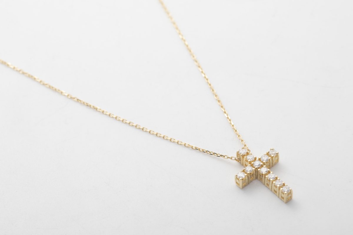 COLLAR CON BRILLANTES