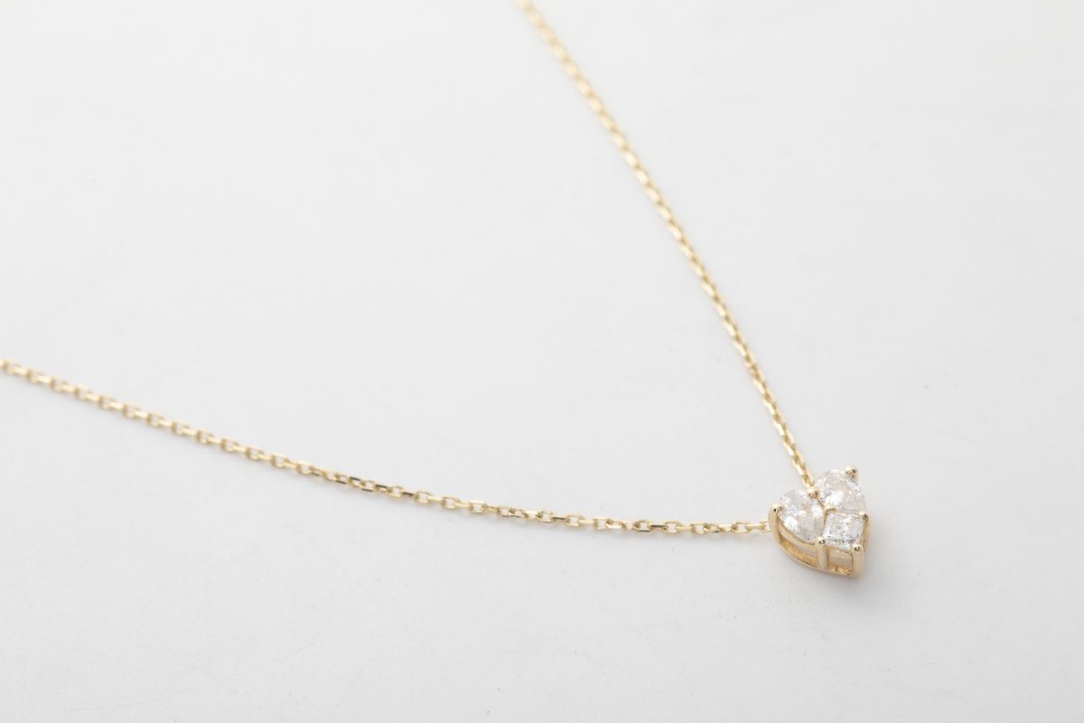 COLLAR CON BRILLANTES