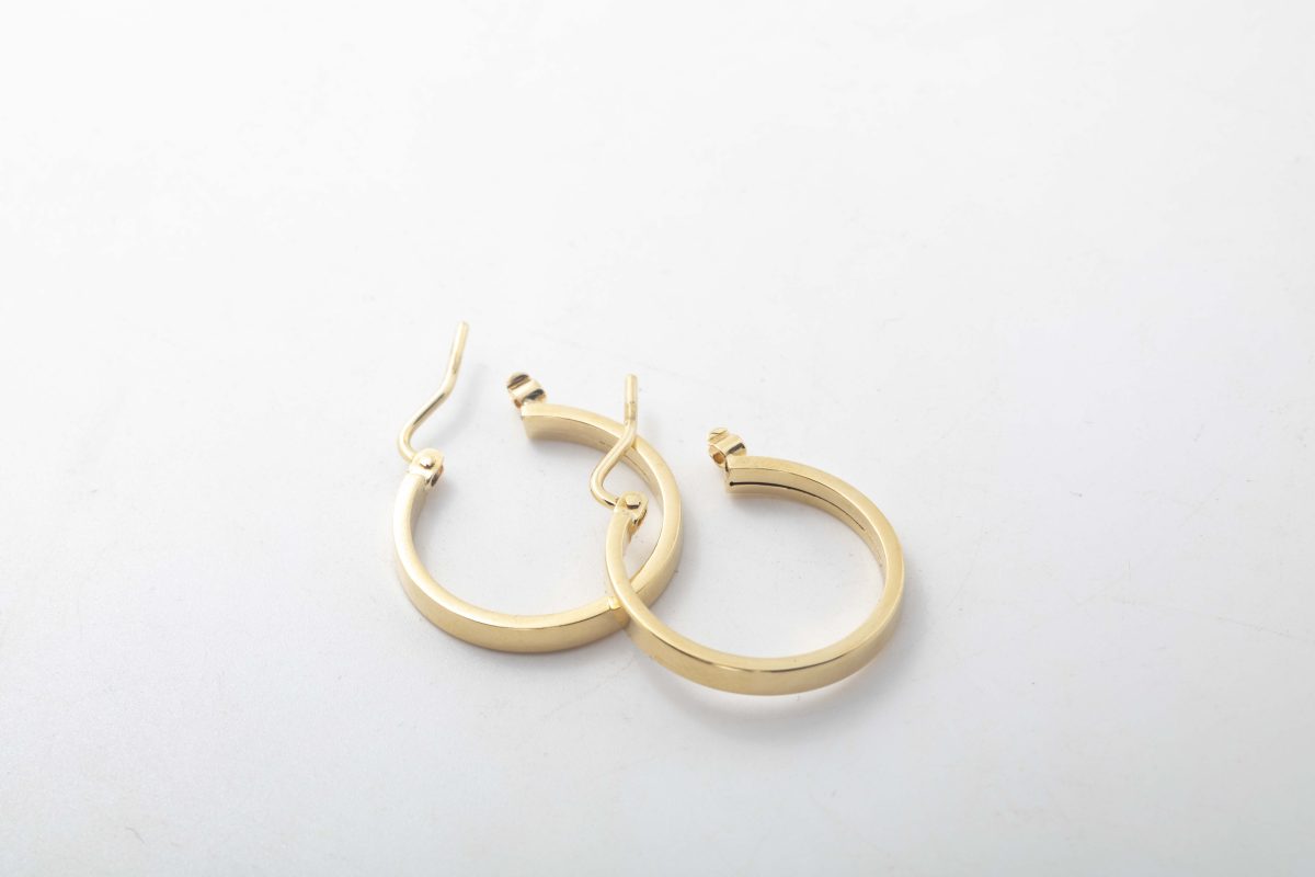 Argollas mediana en oro amarillo