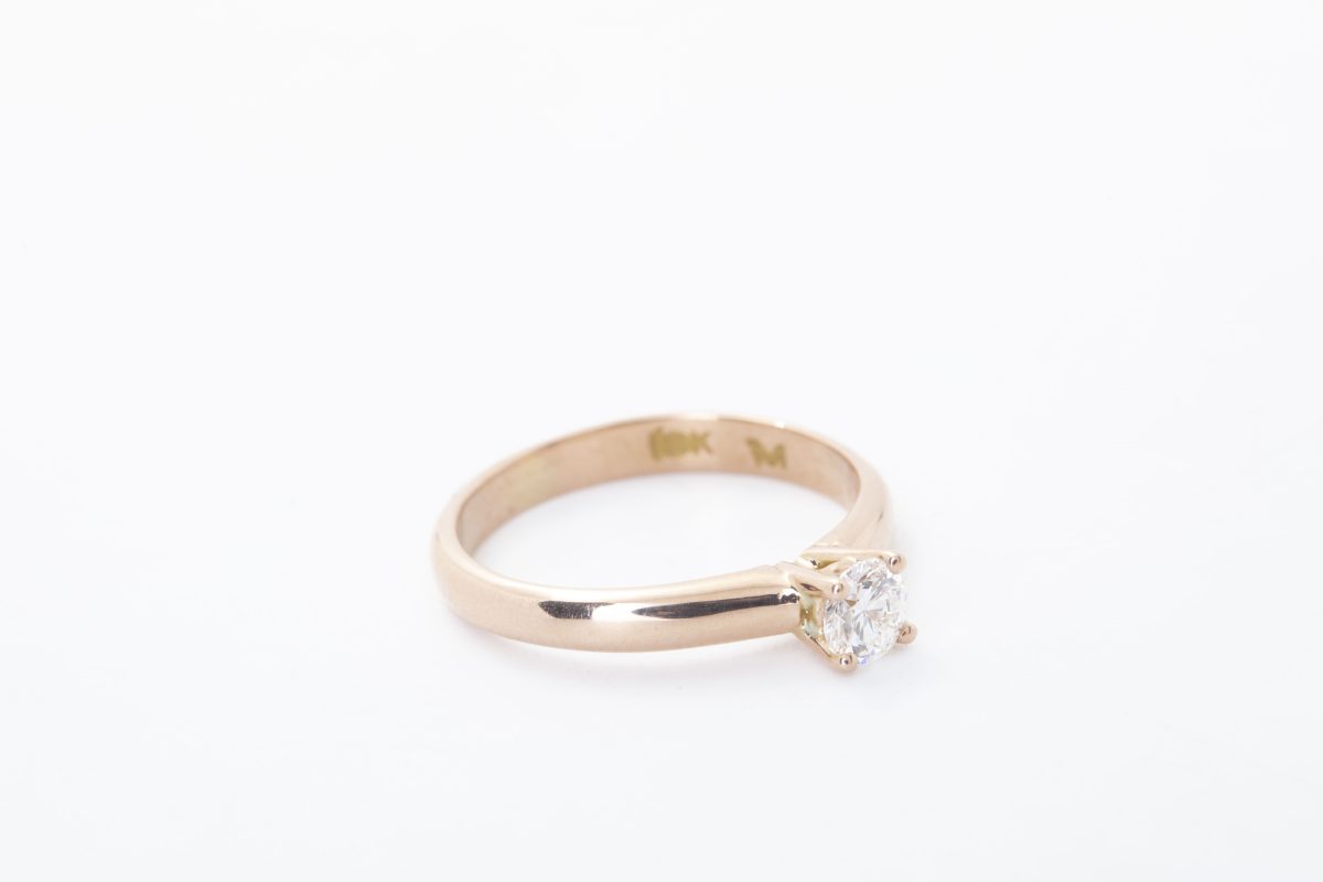 Anillo de compromiso con diamante 0.31Ct