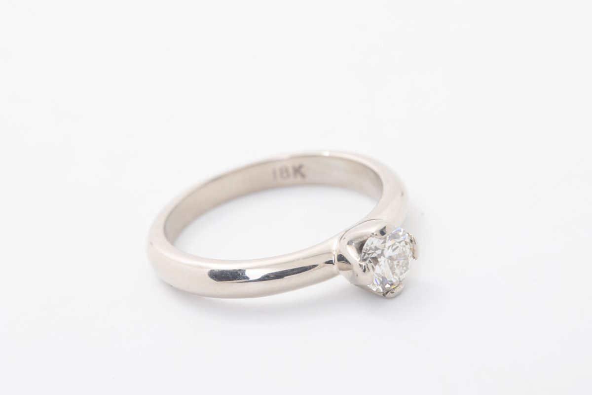 Anillo de compromiso con diamante 0.40Ct