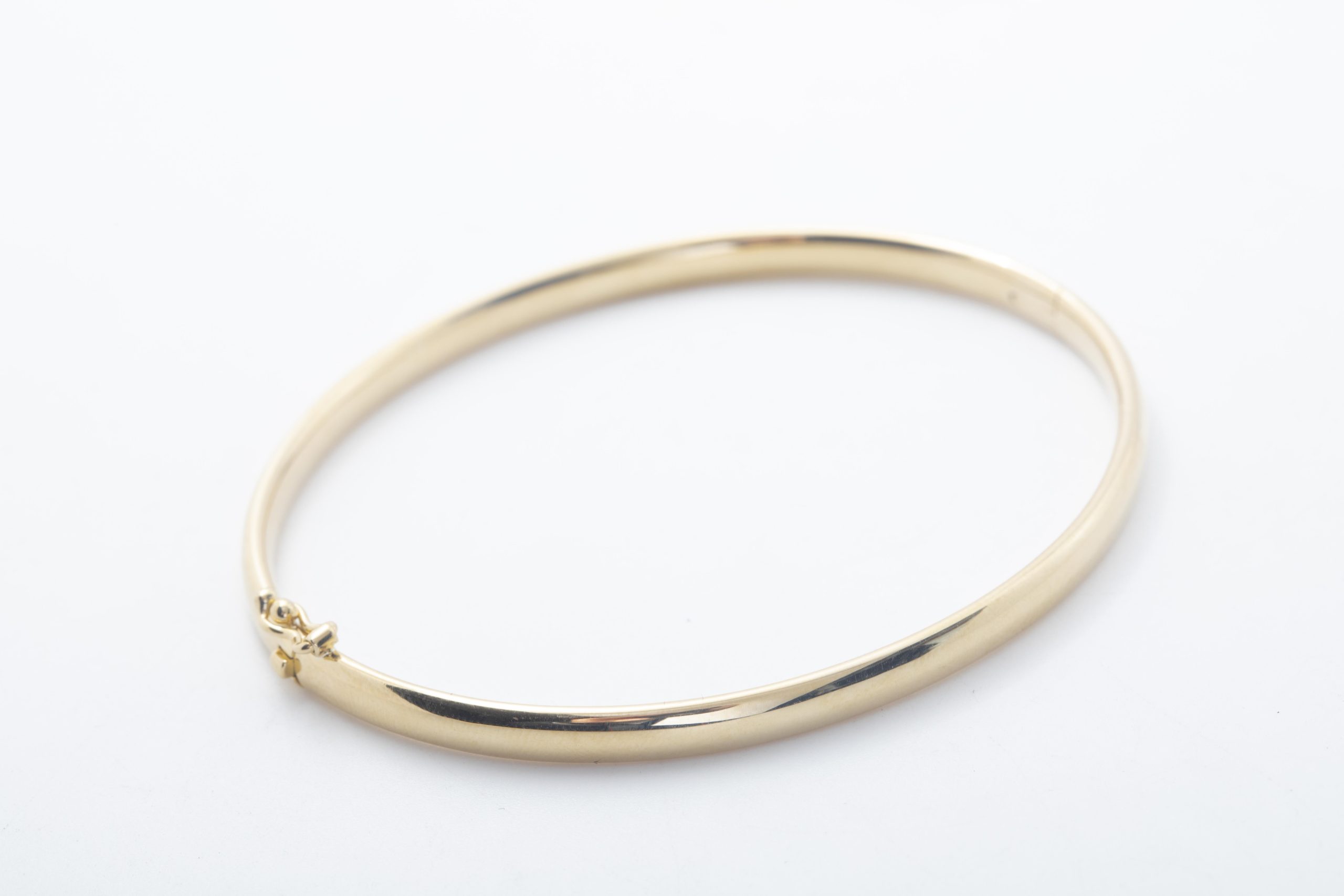 Pulsera aro en oro amarillo