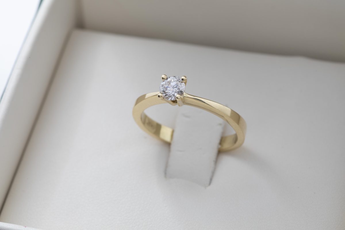 Anillo de compromiso con diamante 0.29Ct