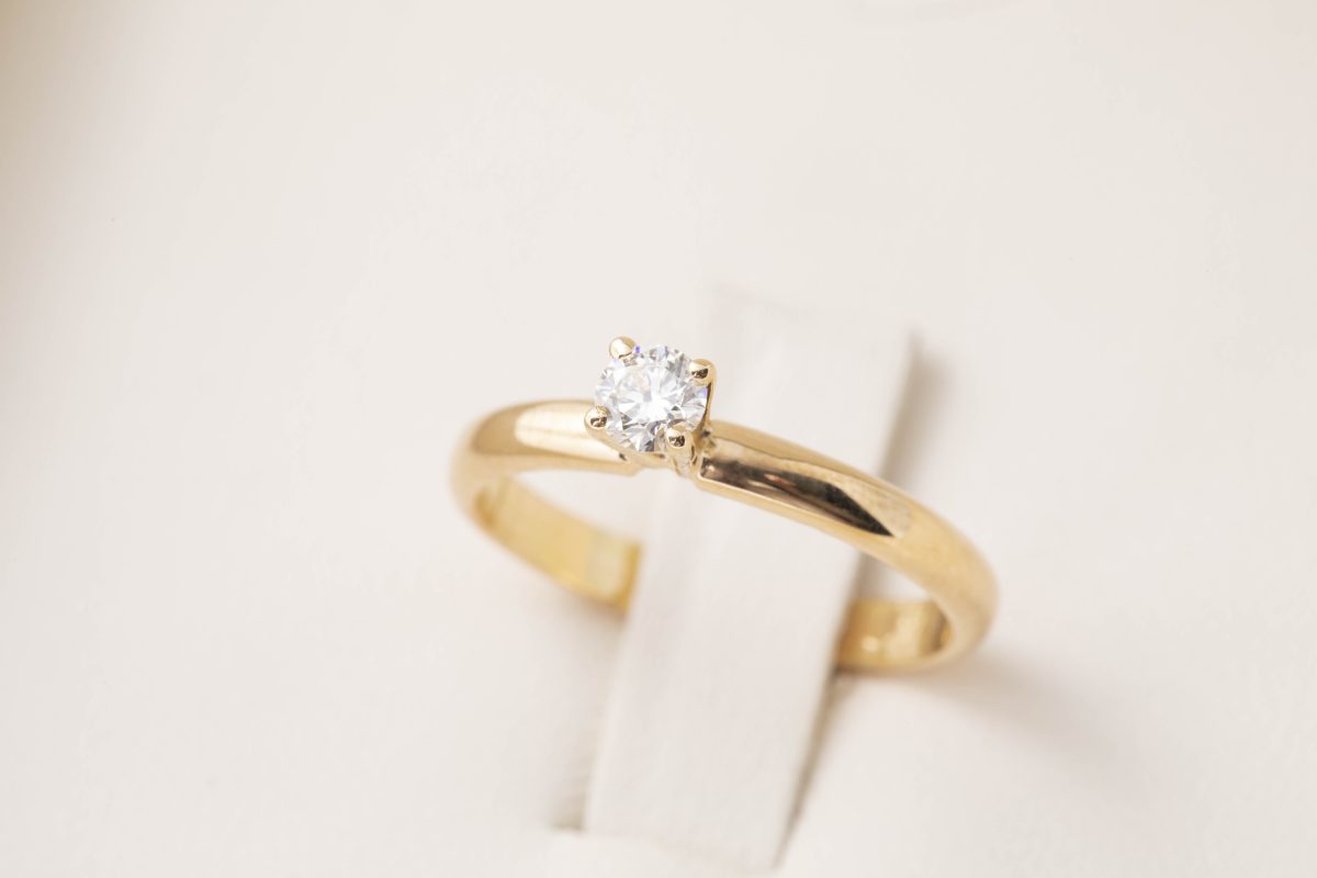 Anillo de compromiso con diamante 0.19ct