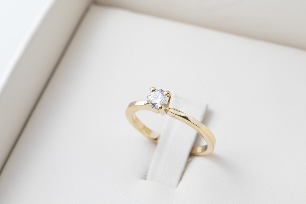 Anillo de compromiso con diamante 0.35ct