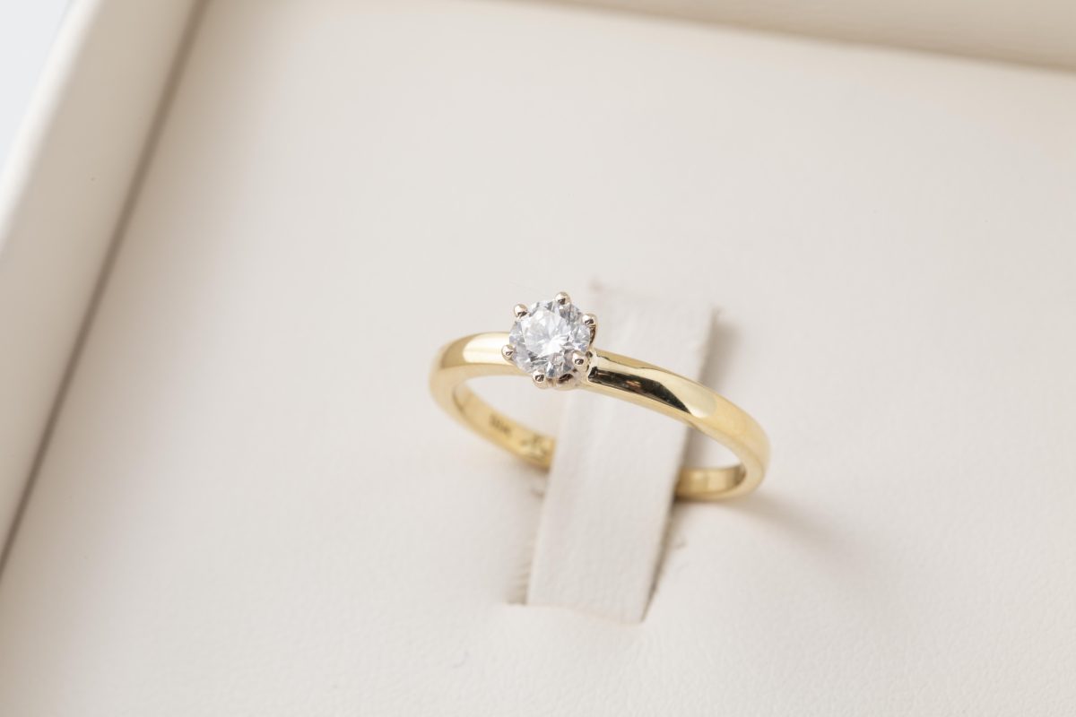Anillo de compromiso con diamante 0.35ct