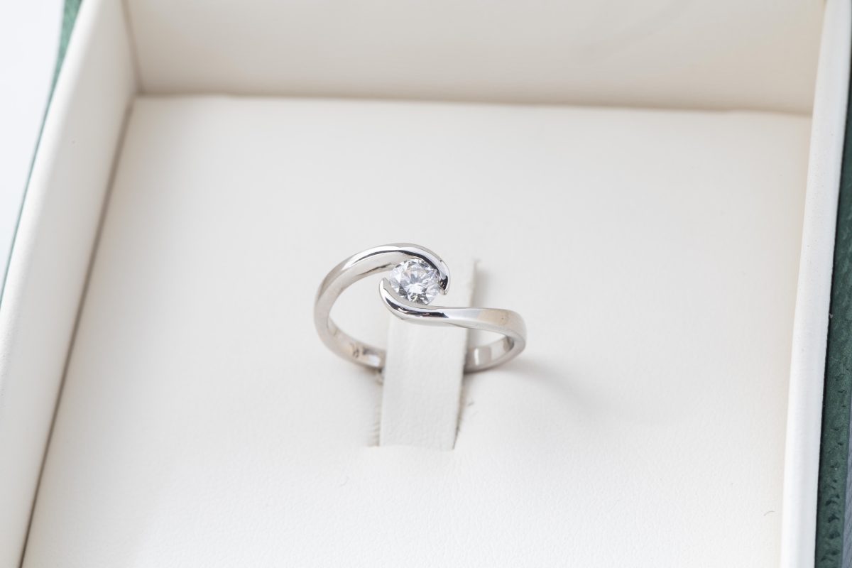 Anillo de compromiso con diamante 0.35ct