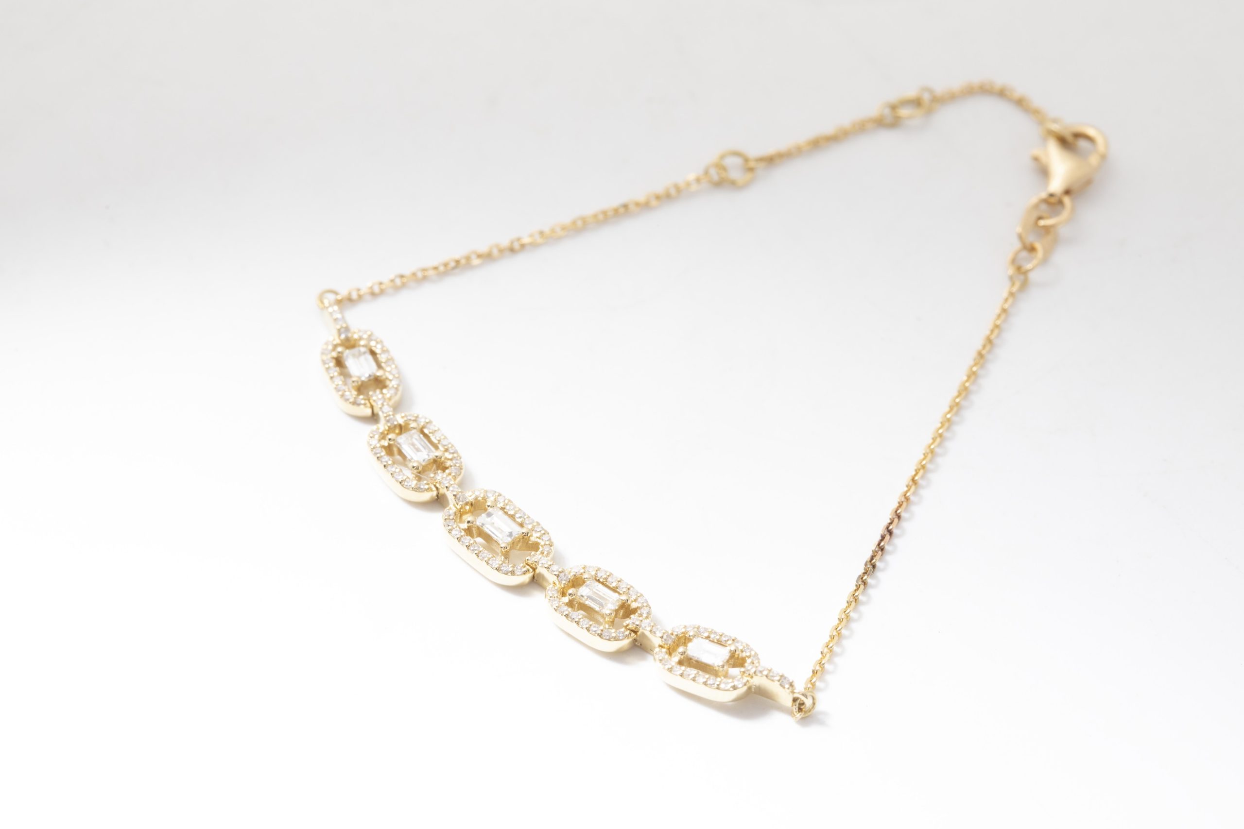 PULSERA ORO CON DIAMANTE