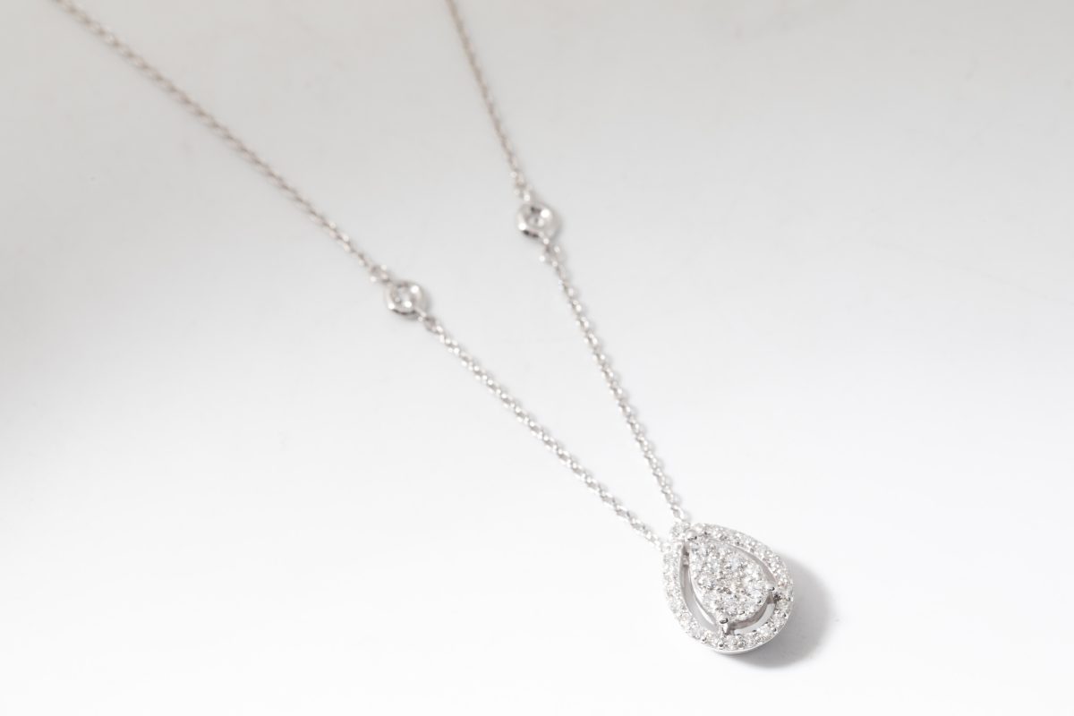 COLLAR ORO CON DIAMANTES
