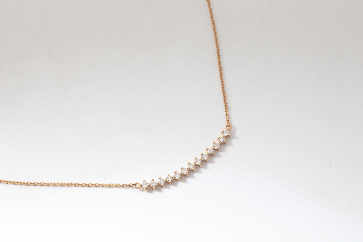 COLLAR CON BRILLANTES