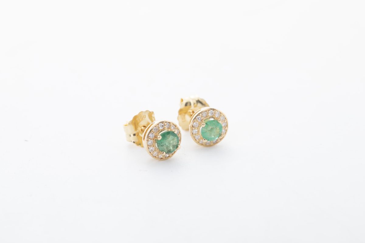 Aretes con esmeraldas y diamantes