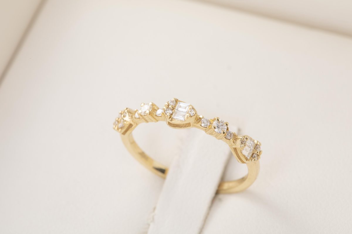 Anillo con diamantes