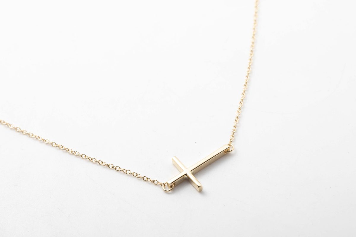 Collar cruz