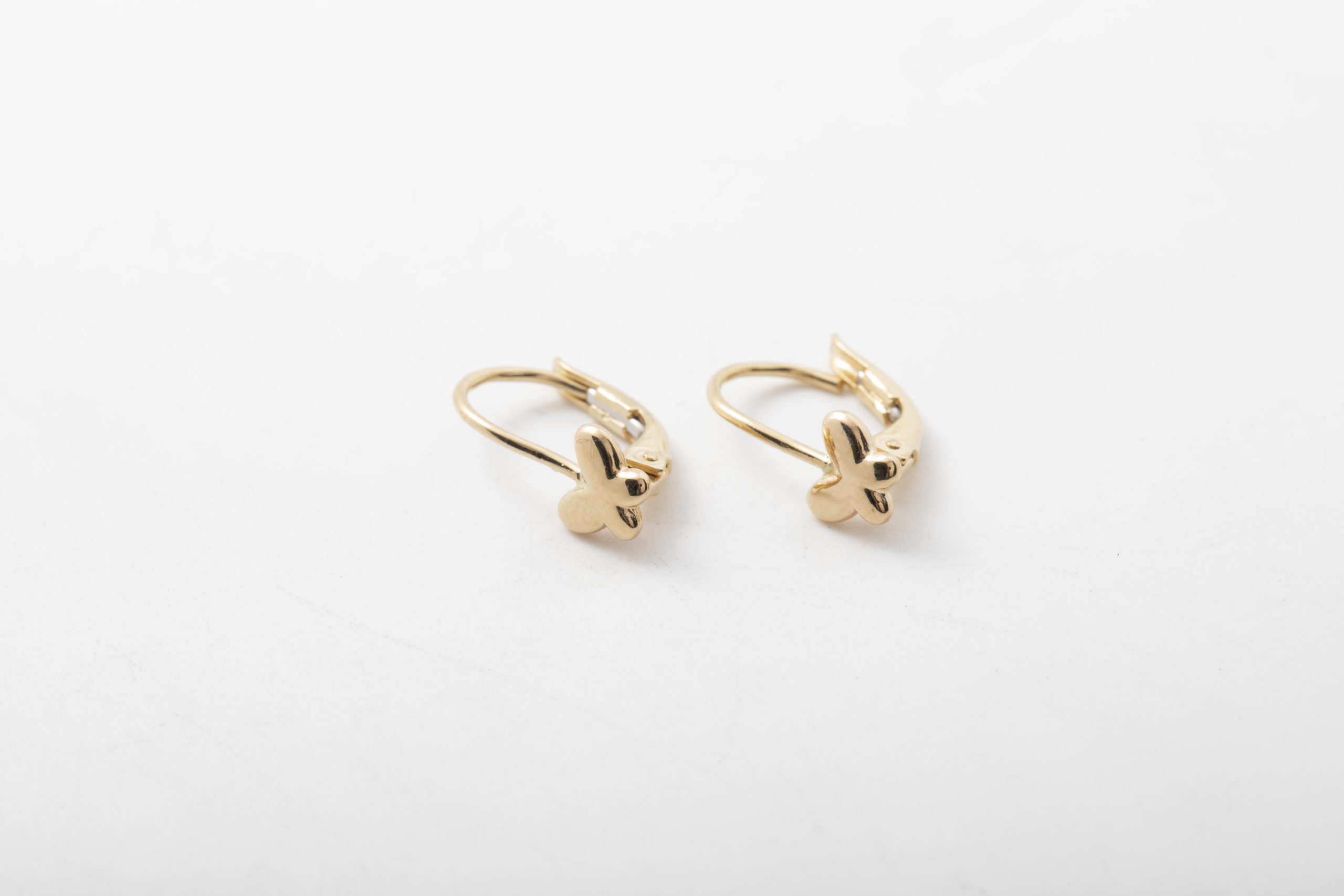 Argollas mariposa para niña