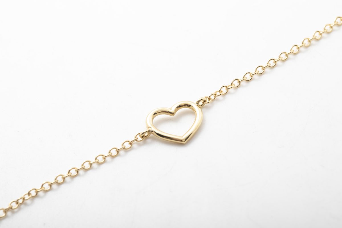 Pulsera corazón calado