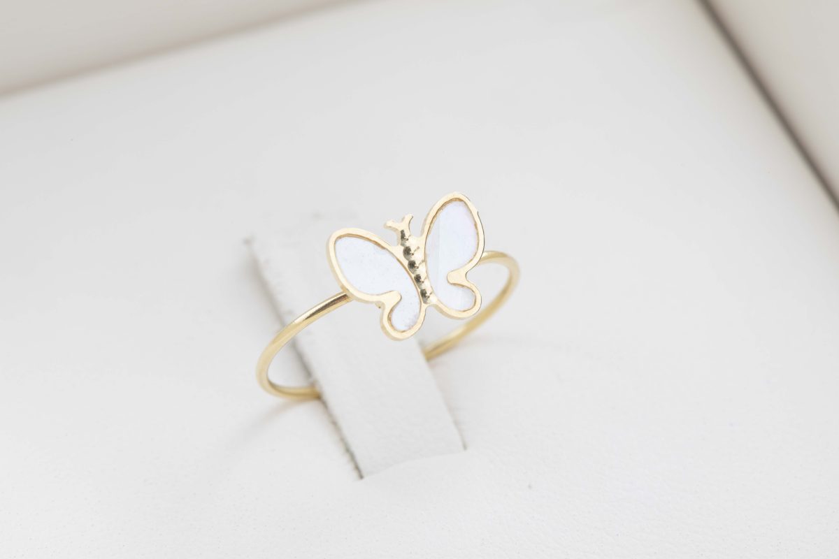 Anillo mariposa con nácar