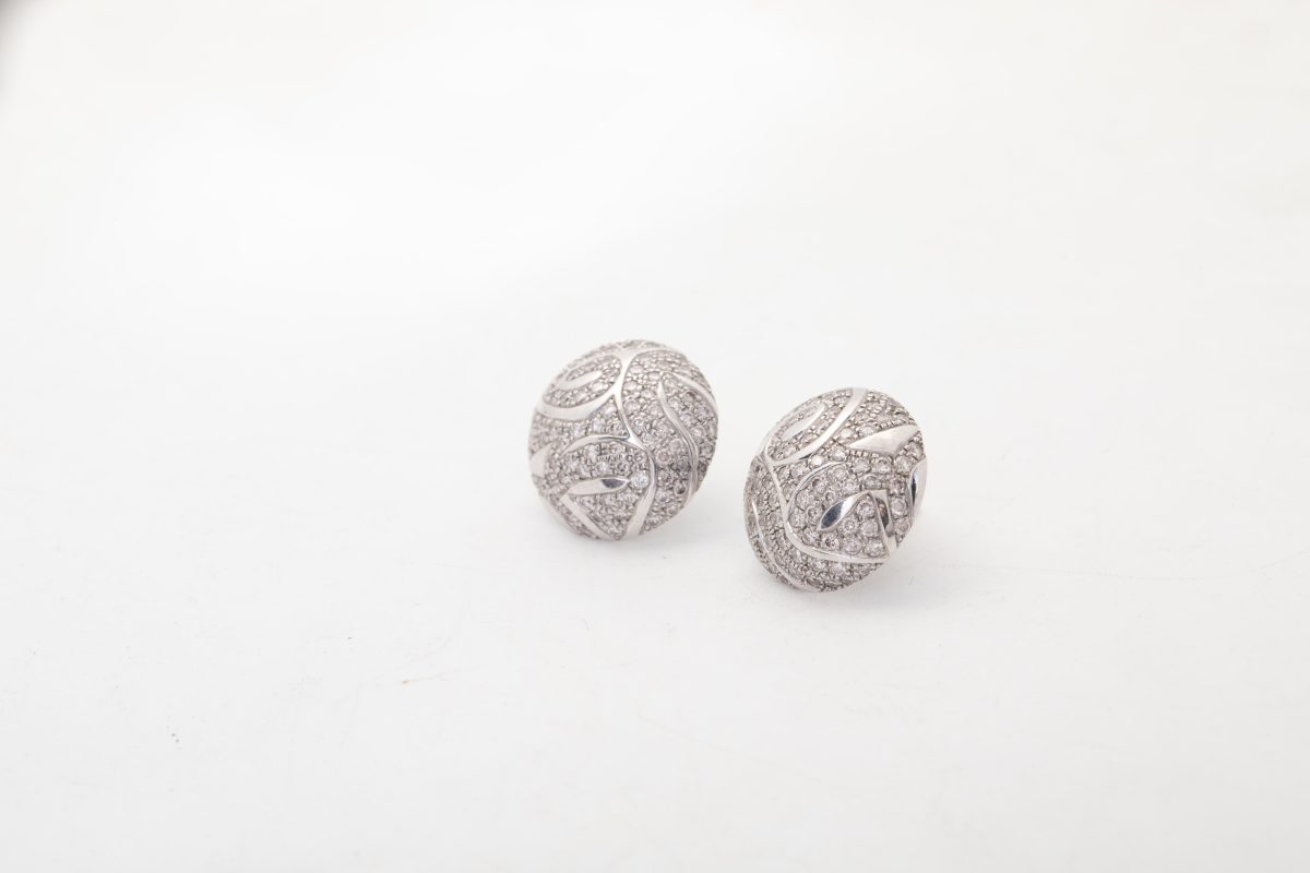 Aretes con diamantes