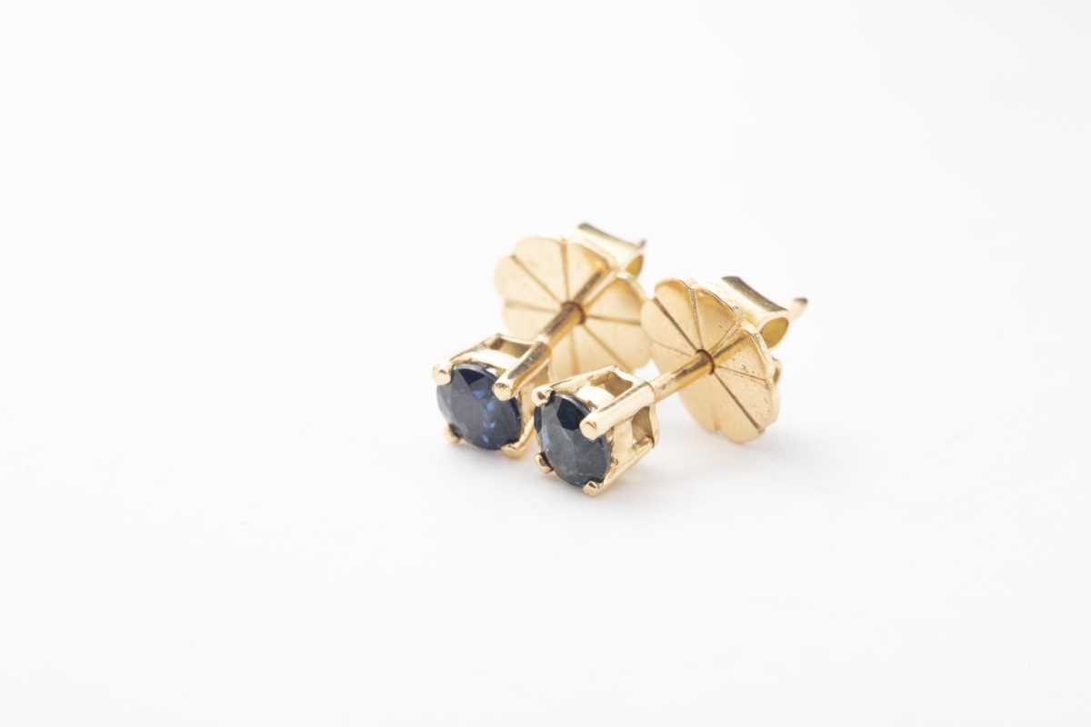 Aretes con zafiros