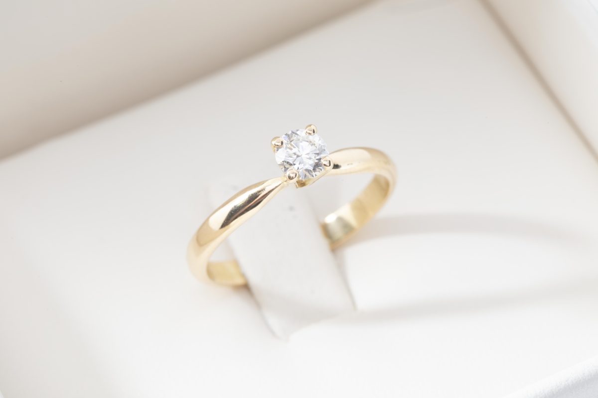 Anillo de compromiso Janice con diamante 0.30Ct