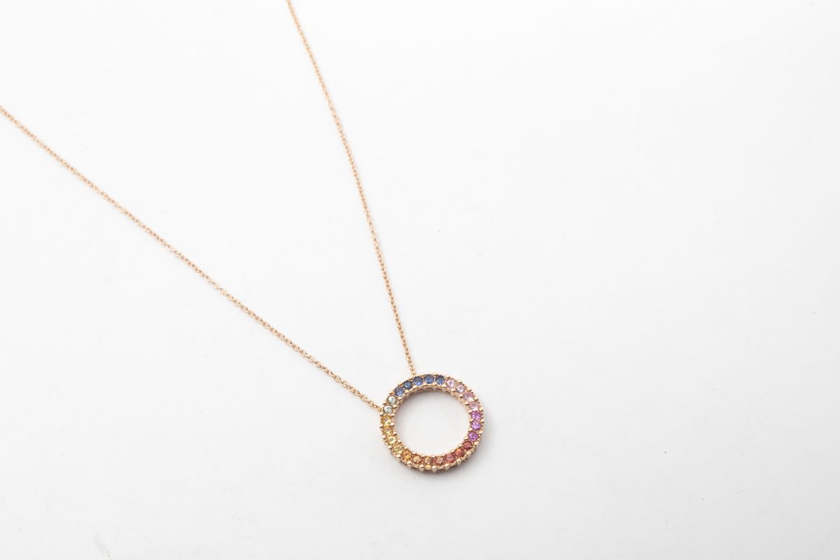 COLLAR CON ZAFIROS DE COLORES