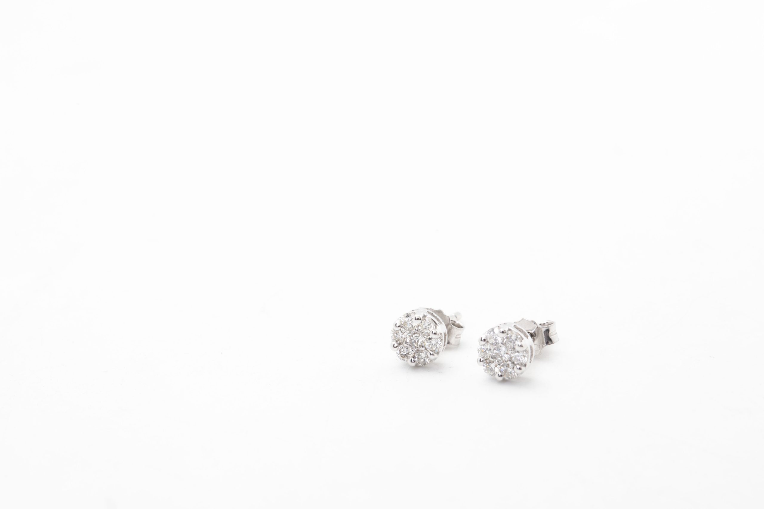 ARETES CON BRILLANTES