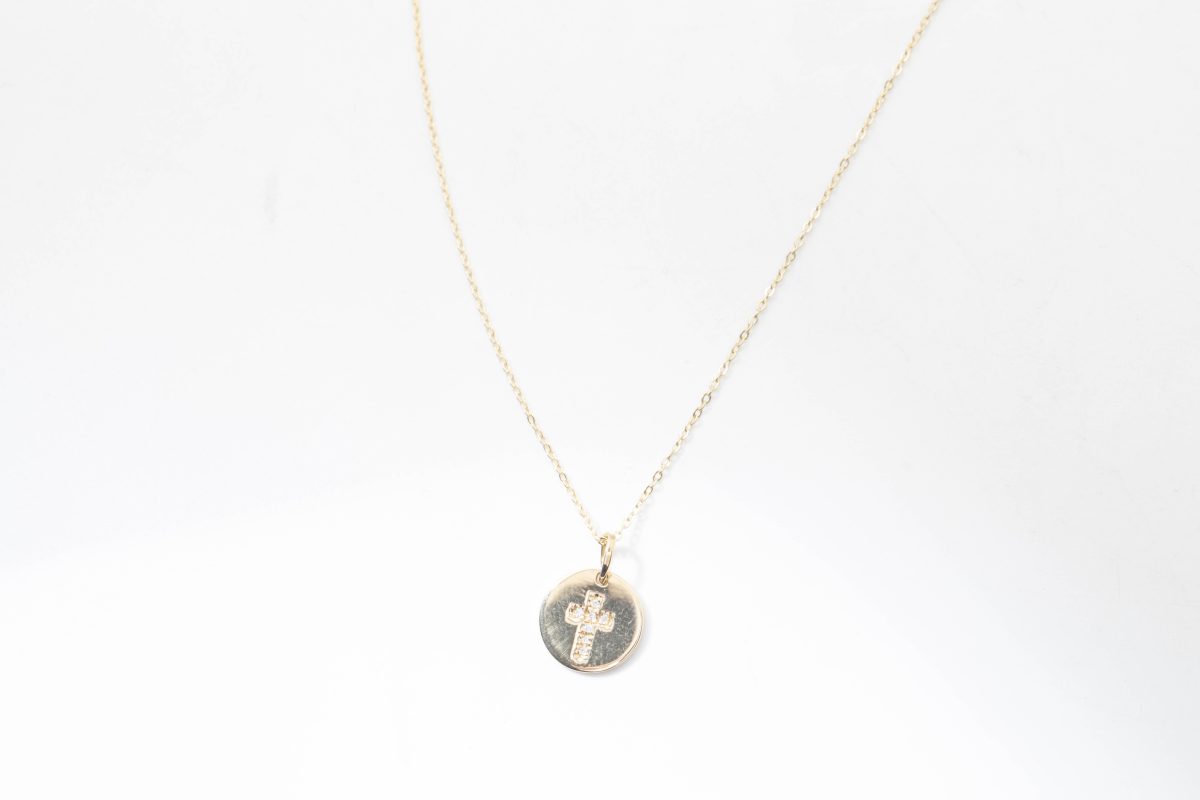 Collar cruz con diamantes