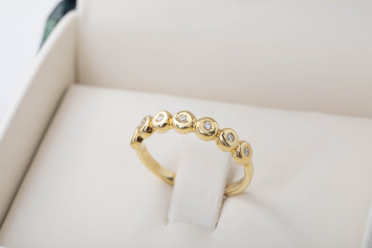 SORTIJA CON BRILLANTES