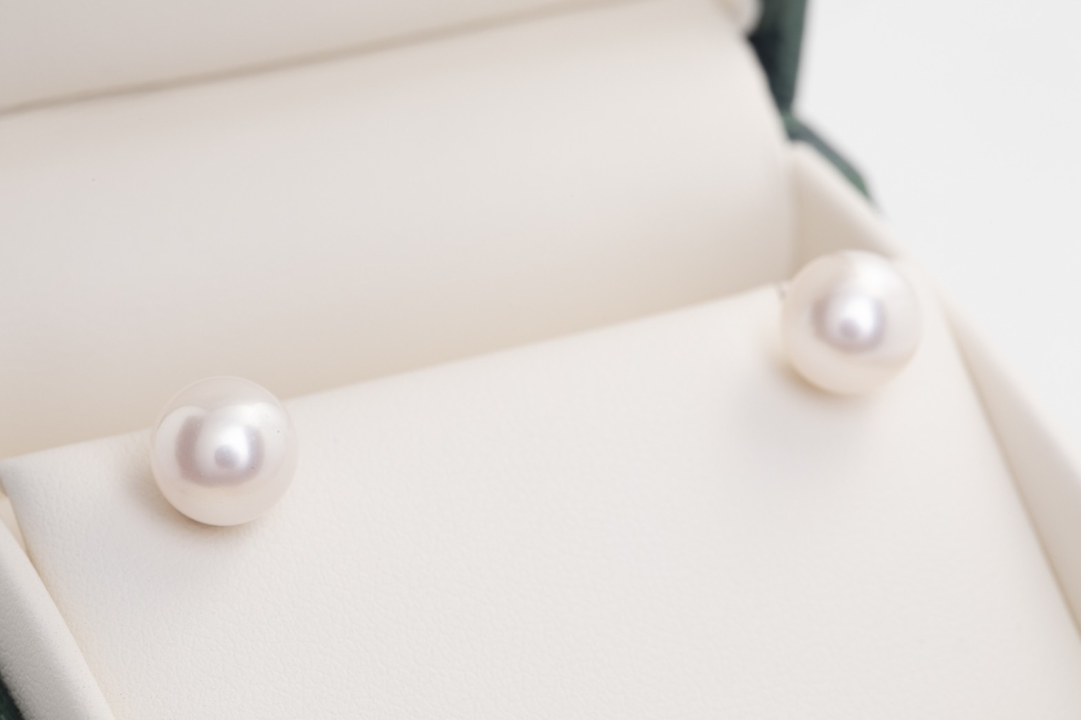 Par de aretes perlas