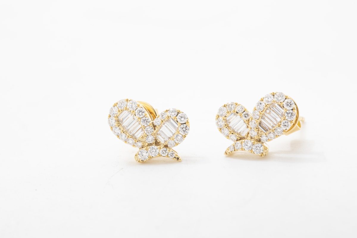 Aretes mariposas con diamantes
