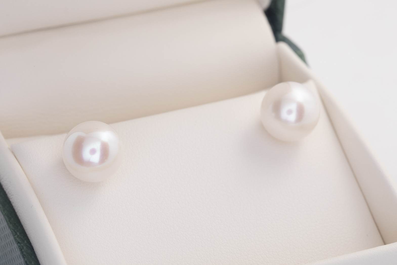 Par de aretes perlas
