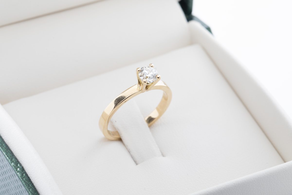 Anillo de compromiso con diamante 0.40Ct