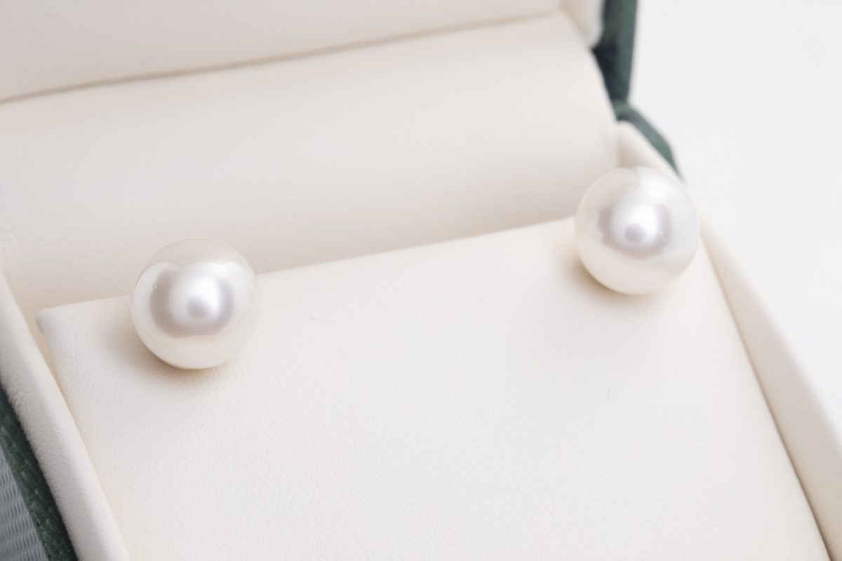 Par de aretes perlas