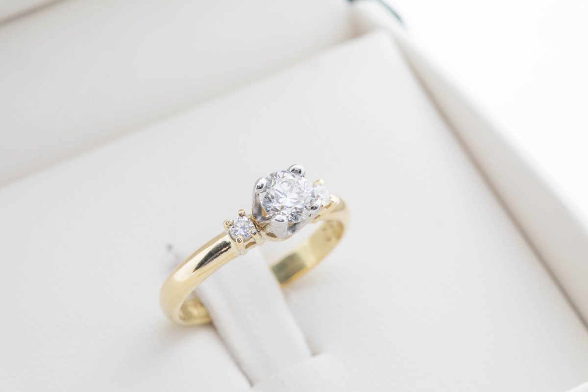 Anillo de compromiso con diamante 0.62ct