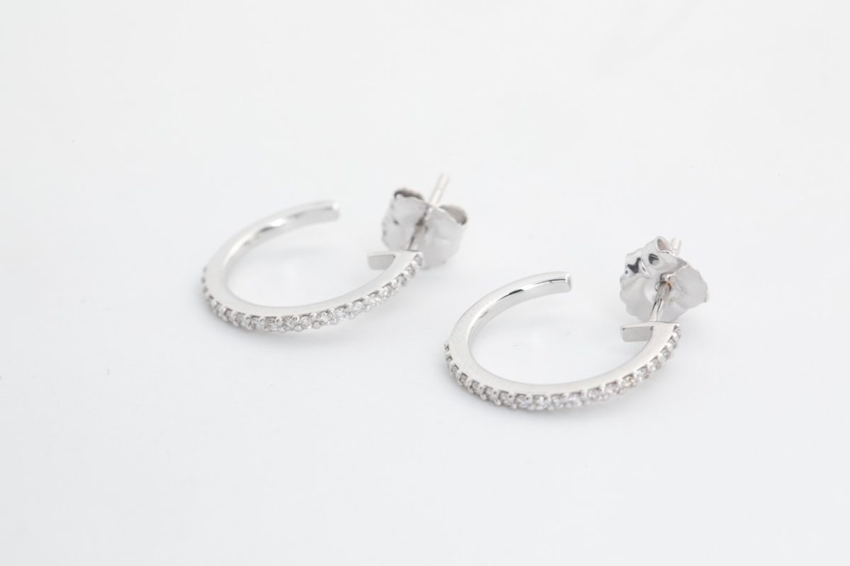 Aretes argolla oro blanco con brillantes