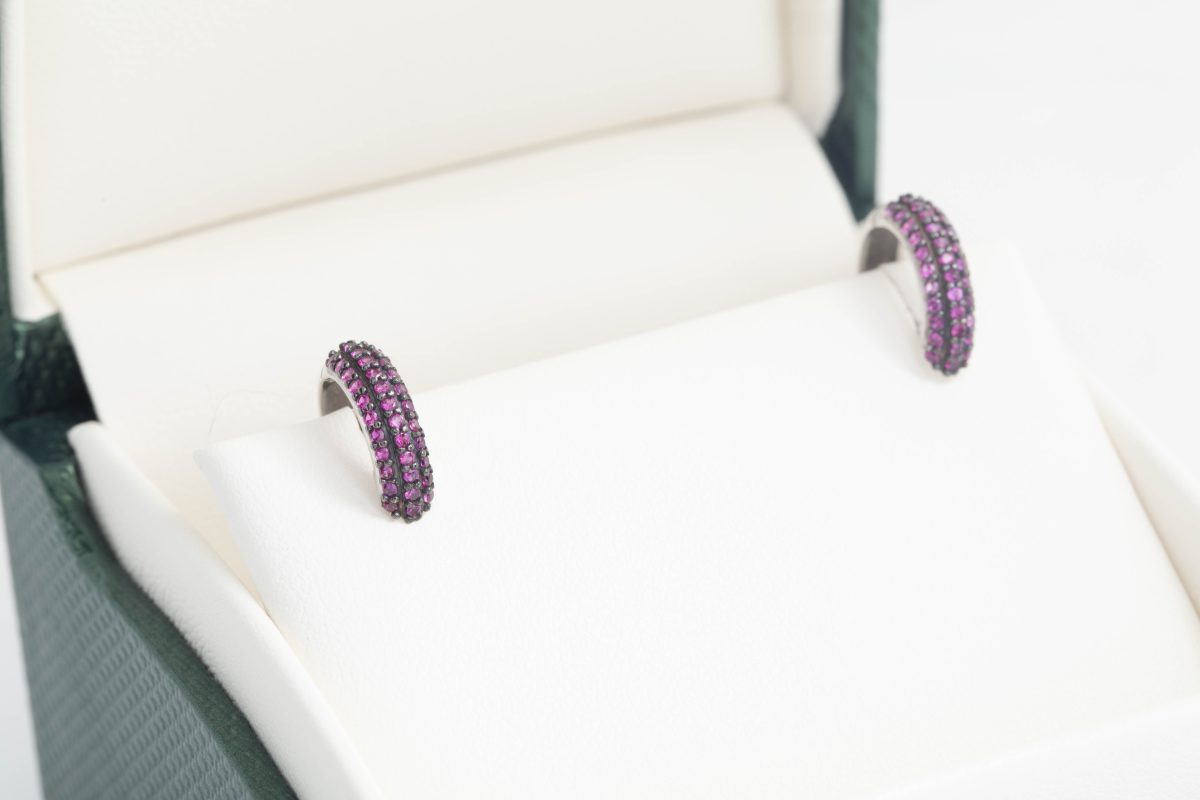 Aretes argolla con rubís