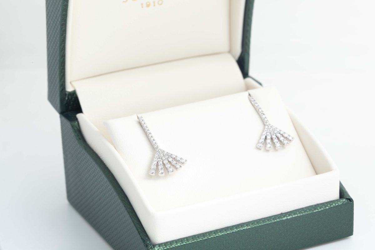 Aretes oro blanco con brillantes