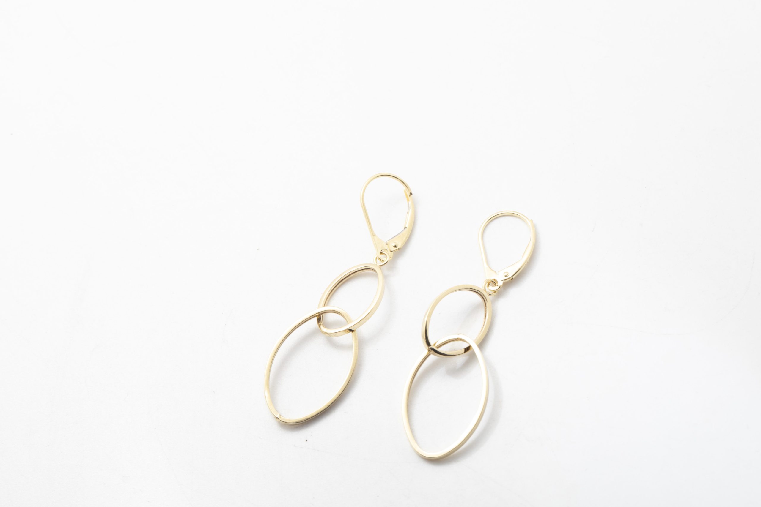 Aretes colgantes